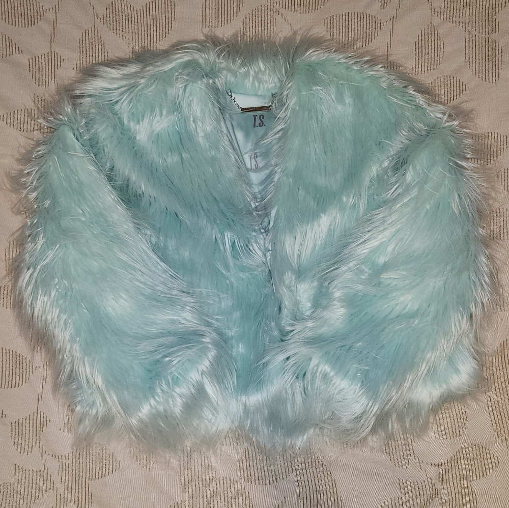 *Update Taylor Swift Mint Faux Fur Coat M/L